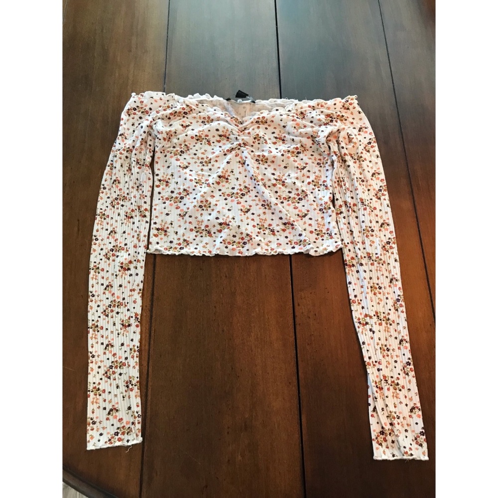 Forever 21 Floral Off- Shoulder Top
